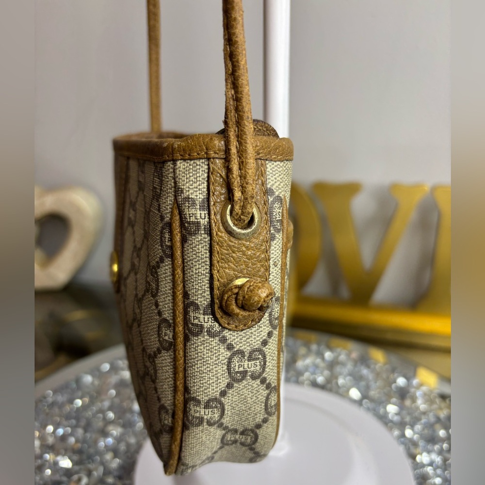 Gucci vintage 1980s "Plus" shoulder bag EUC - Picture 7 of 14